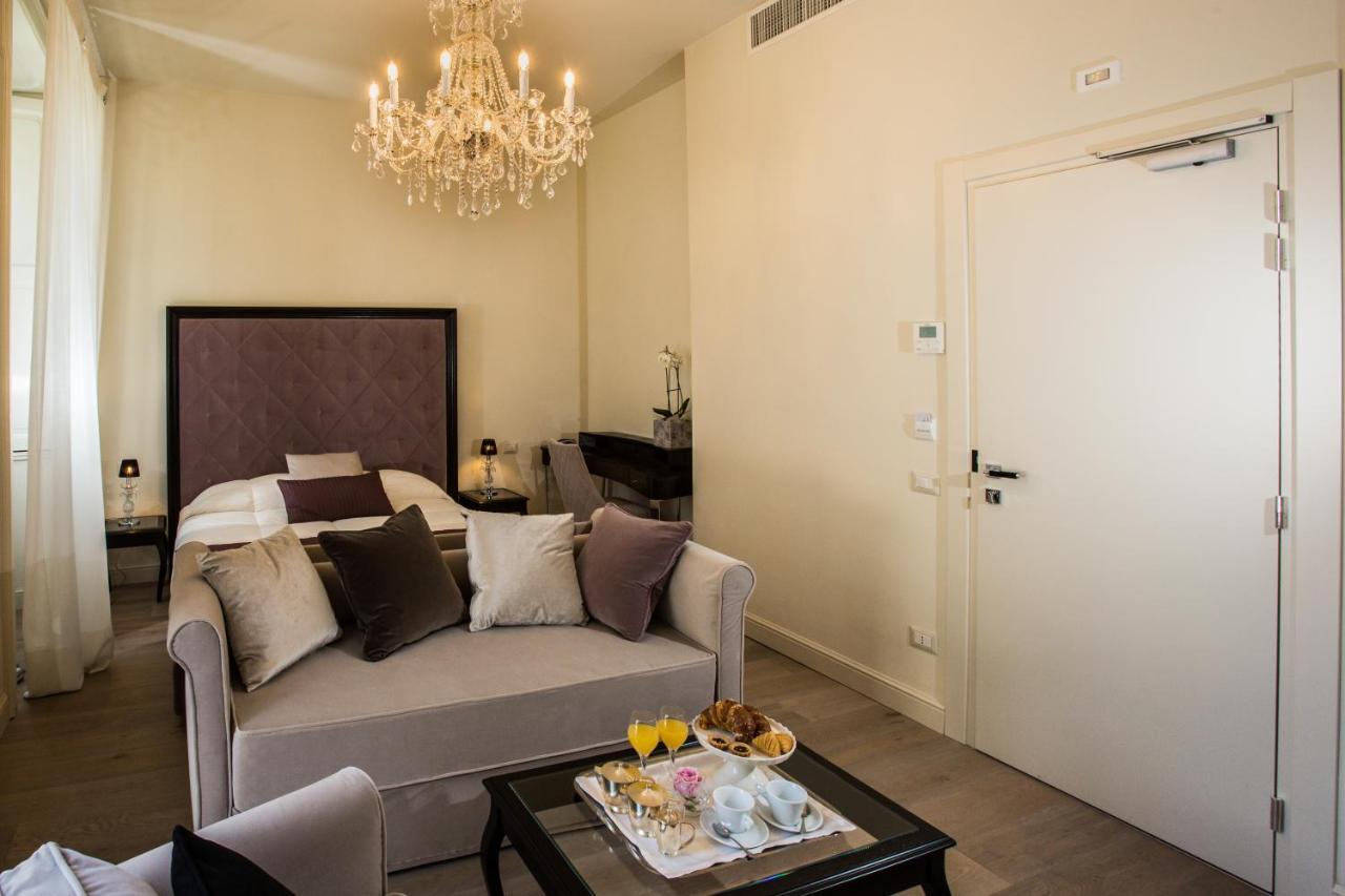 Boutique Hotel Villa Giulia Valmadrera Kültér fotó