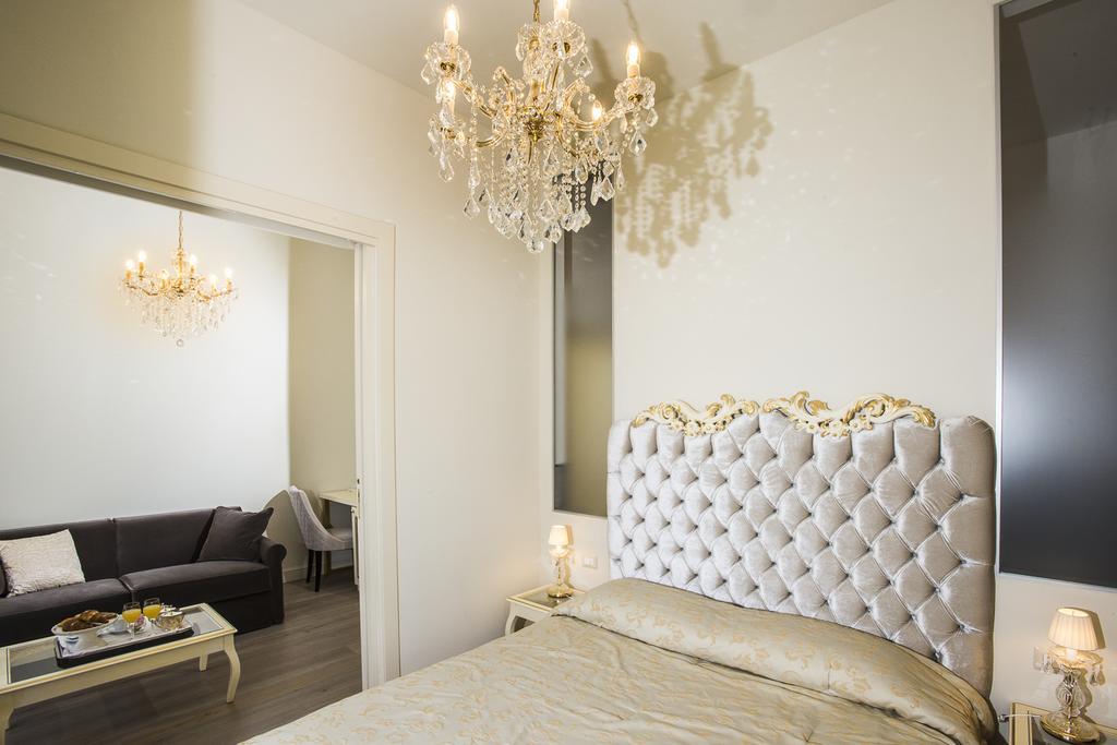 Boutique Hotel Villa Giulia Valmadrera Kültér fotó